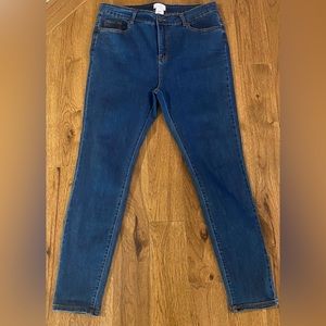 Mudpie women’s Large skinny jeans. Blue